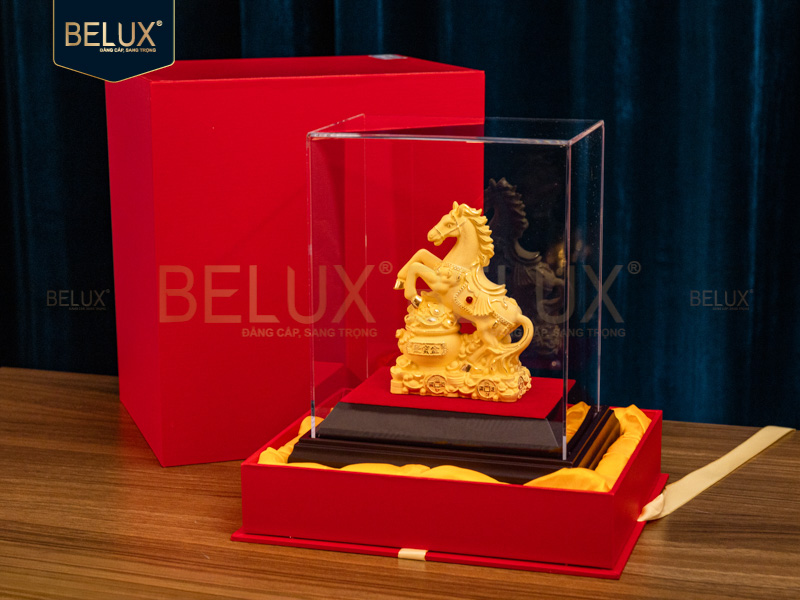 Tượng Ngựa Hũ Tiền dát vàng cát&nbsp;8.8x3.9x11.3cm